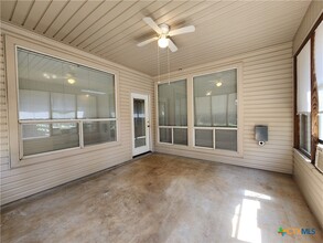1771 Oak Glen in New Braunfels, TX - Building Photo - Building Photo