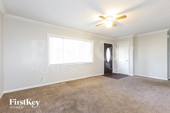 203 Caddy Ave in Carpentersville, IL - Building Photo - Building Photo