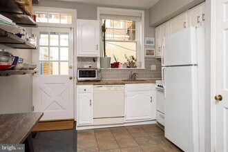 524 Kauffman St in Philadelphia, PA - Building Photo - Building Photo