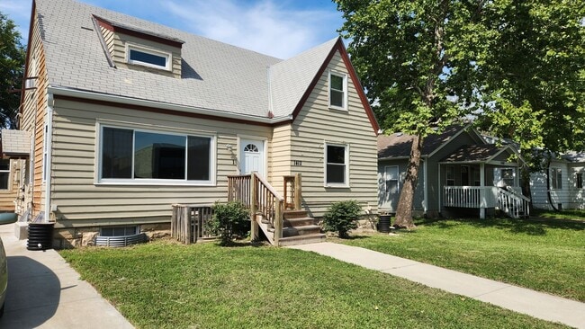1412 Houston St in Manhattan, KS - Building Photo - Building Photo