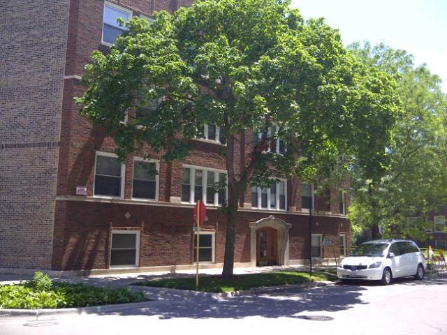 1644 W Fargo Ave in Chicago, IL - Building Photo