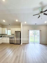 115 Lightning Dr in Shelby, NC - Foto de edificio - Building Photo