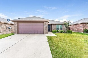 7664 Hollow Point Dr in Fort Worth, TX - Building Photo