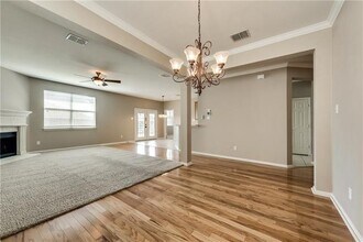 14601 Eaglemont Dr in Little Elm, TX - Foto de edificio - Building Photo