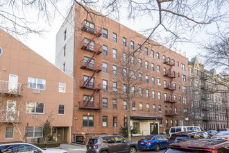 420 Ovington Ave in Brooklyn, NY - Building Photo - Primary Photo