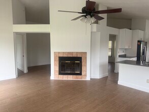 1040 Manigan Ave in Oviedo, FL - Building Photo - Building Photo