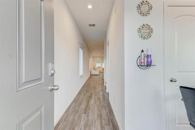 property at 5122 Sequoia Hts Ln