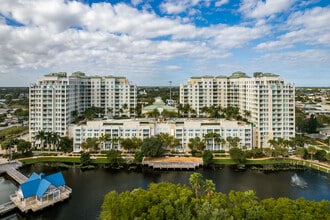 Casa Costa in Boynton Beach, FL - Building Photo - Building Photo