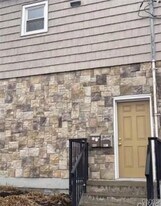 44 Westmoreland St in Whitesboro, NY - Building Photo