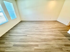 7376 Hayes Harbor Ct in North Las Vegas, NV - Building Photo - Building Photo