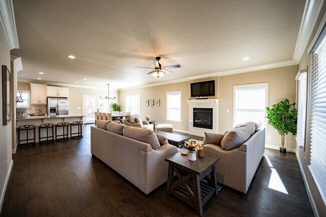 1426 E 122nd Ct S in Jenks, OK - Foto de edificio - Building Photo