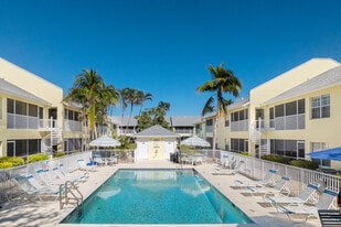 Cabana Club South in Cape Coral, FL - Building Photo