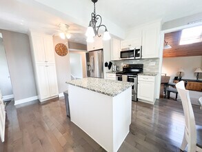 91 Bertrose Ave in Milford, CT - Building Photo - Building Photo