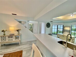 871 Meadowland Dr in Naples, FL - Building Photo - Building Photo
