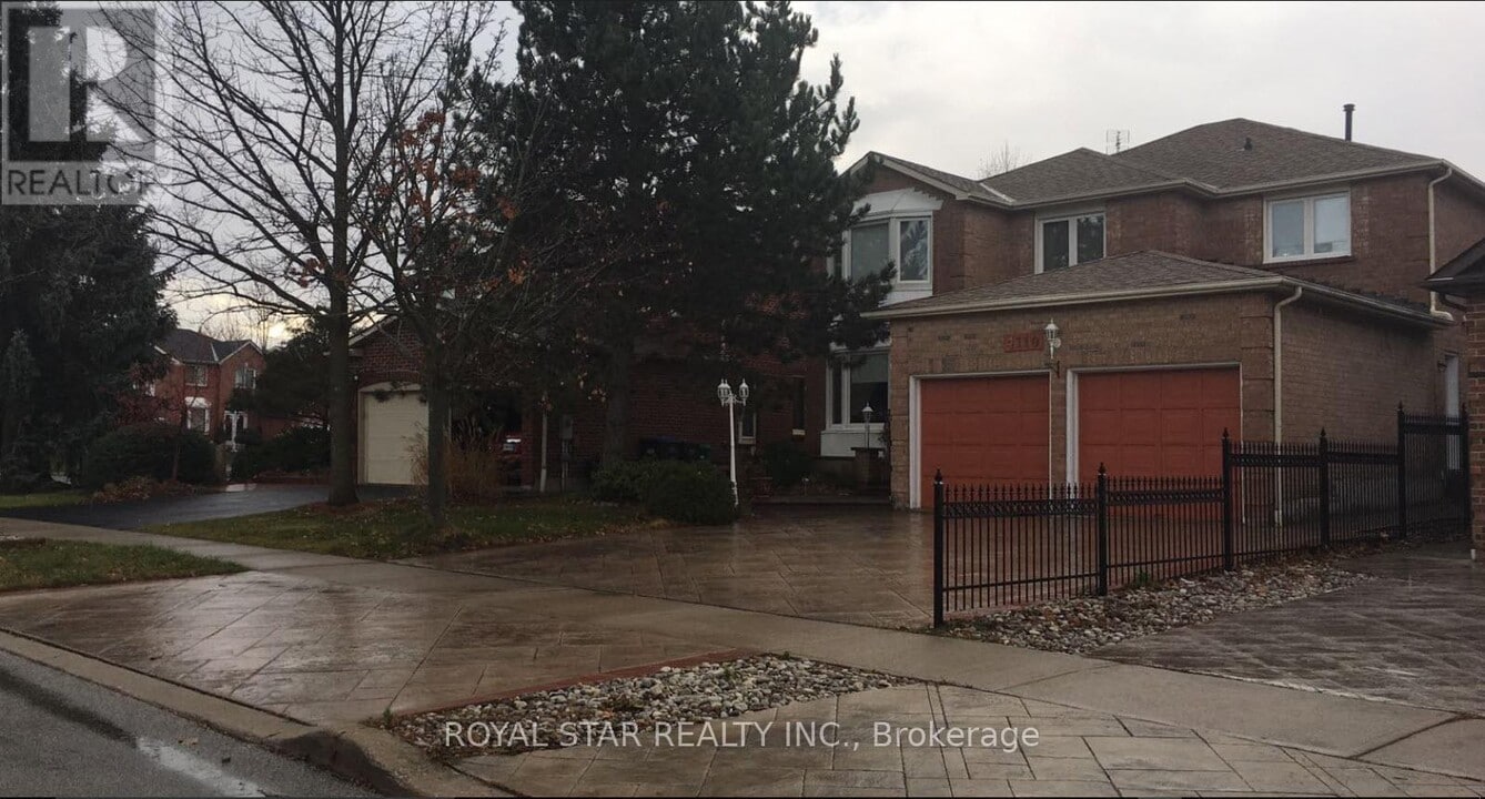 4110 Loyalist Dr in Mississauga, ON - Building Photo
