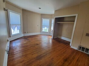 817 2nd Ave-Unit -3 in Council Bluffs, IA - Building Photo - Building Photo