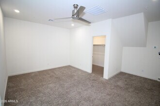 2215 W Harmont Dr in Phoenix, AZ - Building Photo - Building Photo