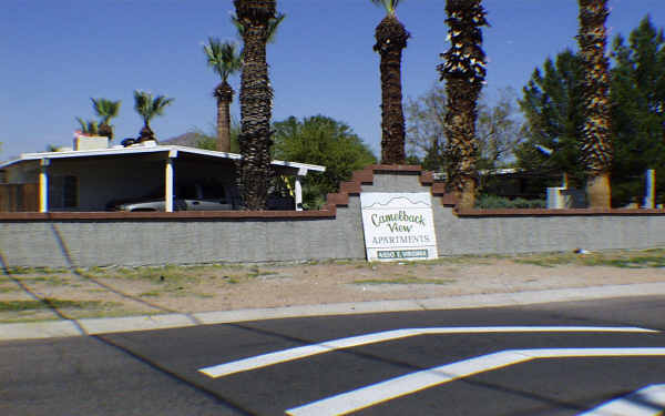 Camelback View Apartments in Phoenix, AZ - Building Photo