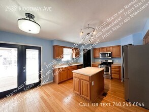 2532 Ridgeway Ave in Lancaster, OH - Building Photo - Building Photo