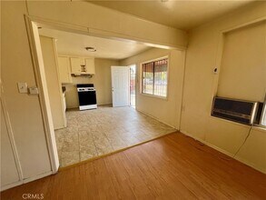 342 S Sycamore Ave in Rialto, CA - Building Photo - Building Photo