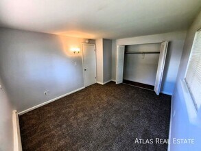 12111 W Nevada Dr in Lakewood, CO - Building Photo - Building Photo