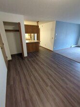 Regency East Apartments in St. Cloud, MN - Building Photo - Building Photo