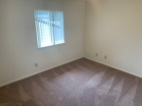 Sumner Apartments in Longmont, CO - Building Photo - Building Photo