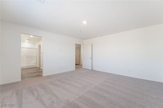 1017 Gentle Swan in Henderson, NV - Building Photo - Building Photo