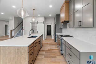 1137 N Thompson Ave in Tea, SD - Building Photo