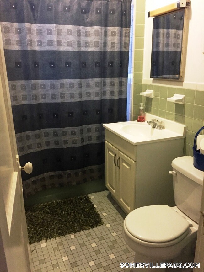 402 Highland Ave, Unit 23 in Somerville, MA - Building Photo - Building Photo