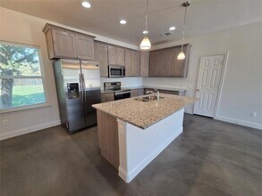 800 Woodview Dr in Georgetown, TX - Building Photo - Building Photo