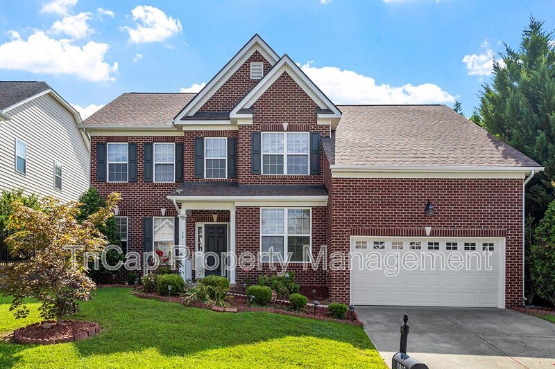 2017 Ollivander Dr in Cary, NC - Building Photo