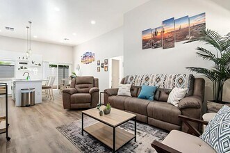 1011 N Anita Ave in Tucson, AZ - Building Photo - Building Photo