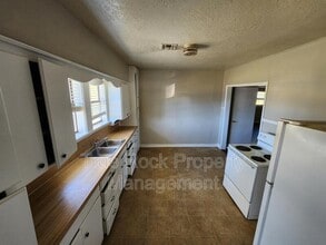 916 Arlington St in Ada, OK - Building Photo - Building Photo