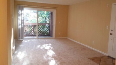1183 Yarwood Ct in San Jose, CA - Building Photo - Building Photo