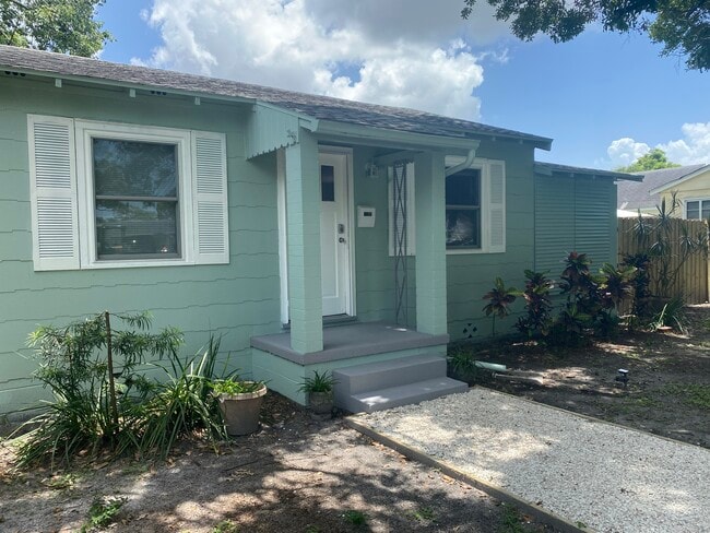 property at 1601 Essex Dr N