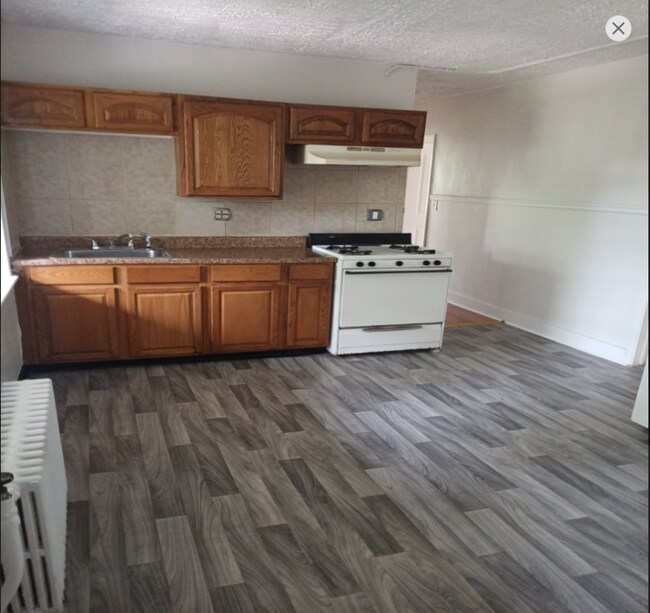 1154 NY-32 in Wallkill, NY - Building Photo - Building Photo