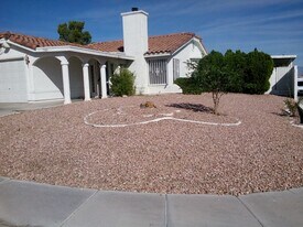 7300 Lattimore Dr in Las Vegas, NV - Building Photo