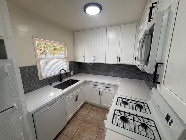 property at 6028 Donna Ave