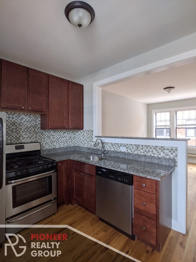 4415 N Wolcott Ave, Unit 3 in Chicago, IL - Building Photo - Building Photo