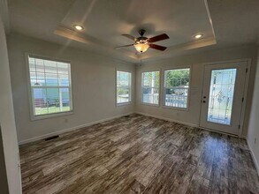 608 Elephant Way in North Fort Myers, FL - Building Photo - Building Photo