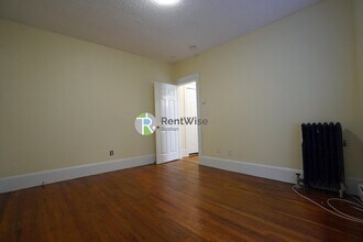 55 Park Dr, Unit 9 in Boston, MA - Building Photo - Building Photo