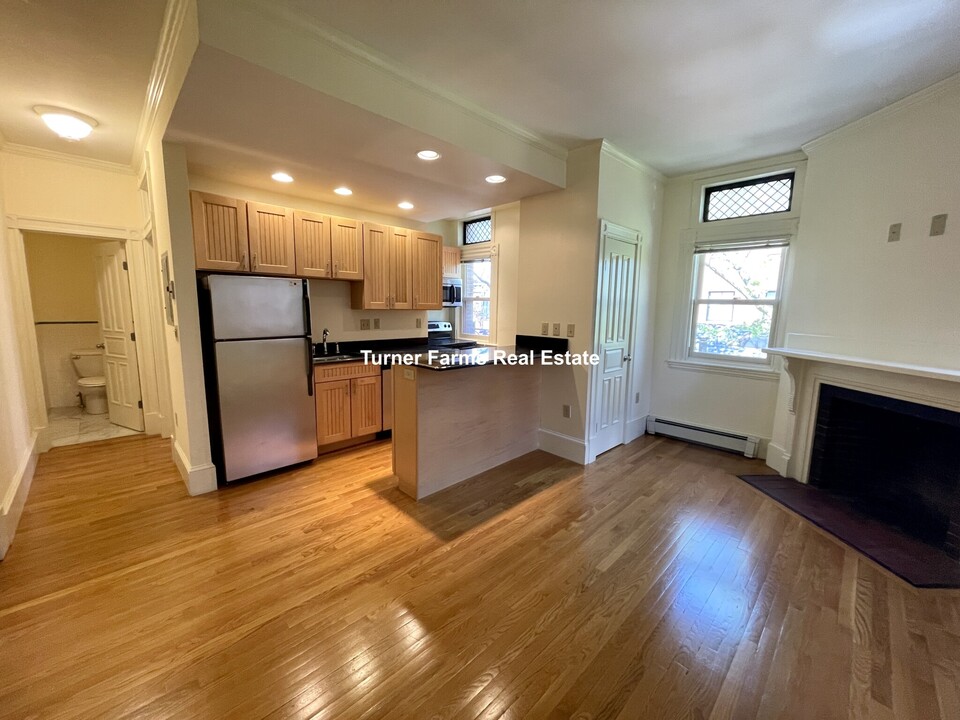 175 Commonwealth Ave, Unit 7 in Boston, MA - Building Photo