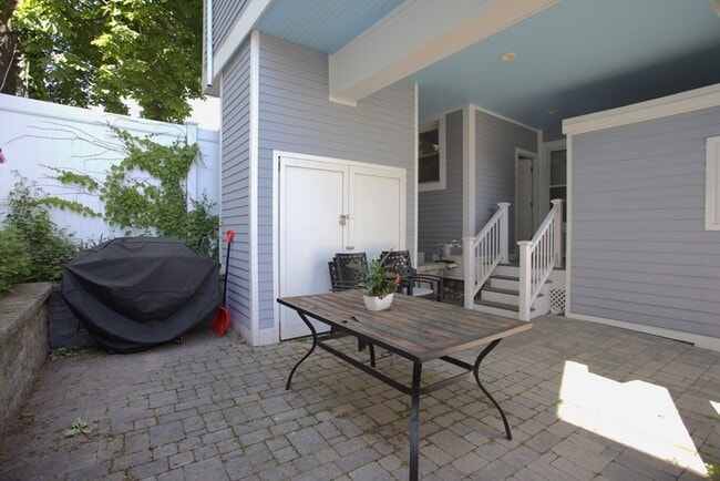 197 N St, Unit 1