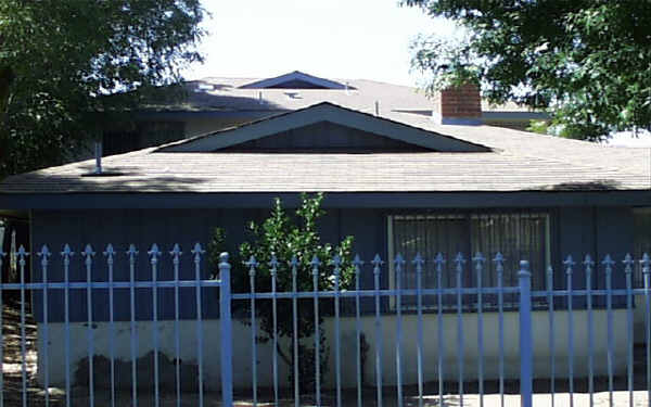 3529 21st St in Highland, CA - Building Photo