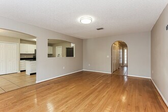 58 Reeding Ridge Dr W in Jacksonville, FL - Building Photo - Building Photo