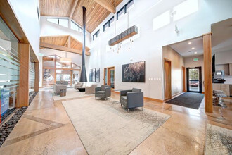 The Parc At Cherry Creek in Denver, CO - Foto de edificio - Building Photo