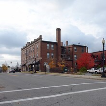 Riddle Block No. 11 in Ravenna, OH - Building Photo - Building Photo
