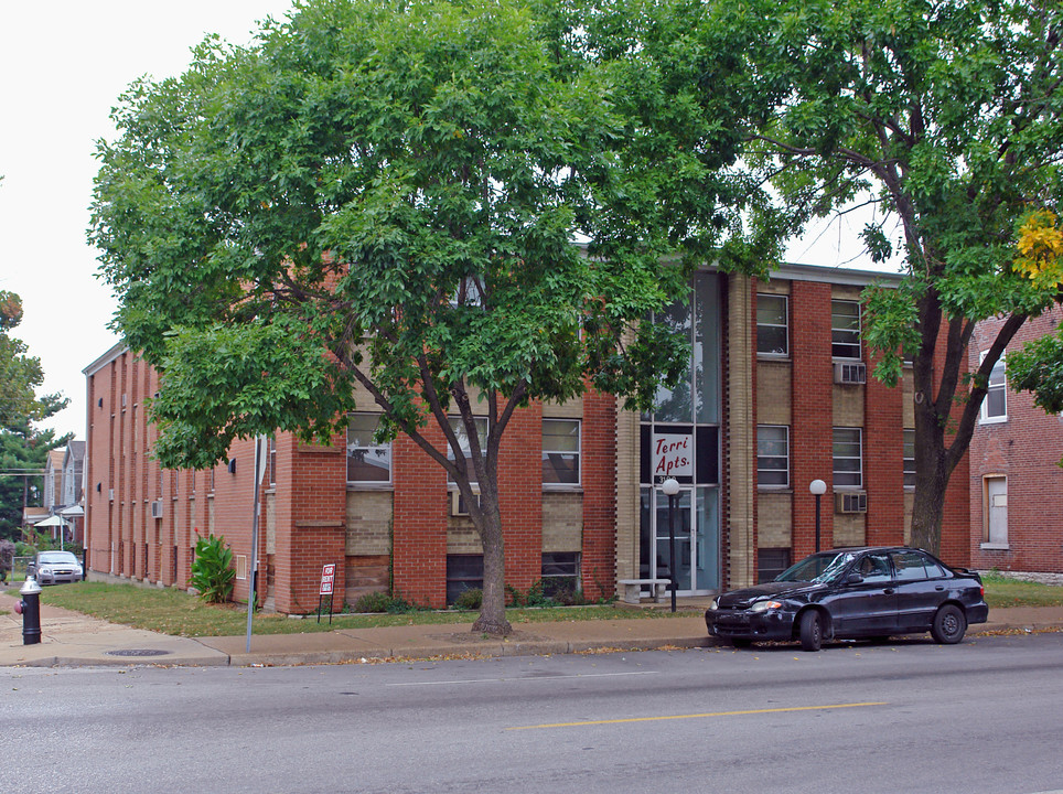 3199 Morganford in St. Louis, MO - Foto de edificio