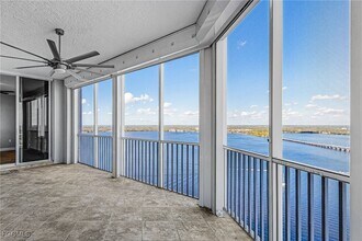 2104 W First St in Ft. Myers, FL - Building Photo - Building Photo